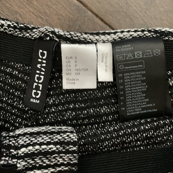 Shorts 🩳 - Picture 2 of 5